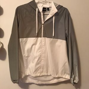 NWOT FILA Sport Reflect light Running Rain Jacket